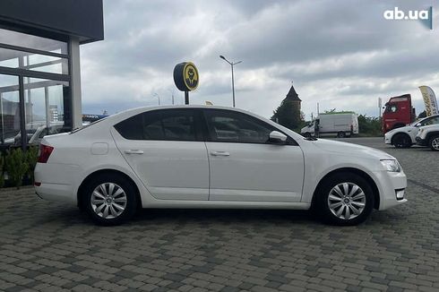Skoda Octavia 2015 - фото 8