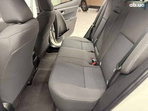 Toyota Corolla 2017 - фото 25