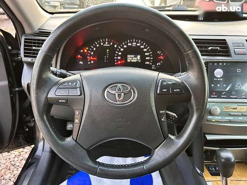 Toyota Camry 2007 - фото 17