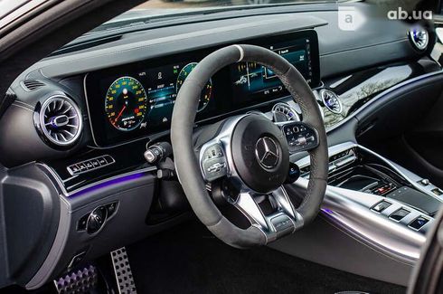 Mercedes-Benz AMG GT 4 2019 - фото 19