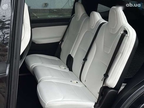 Tesla Model X 2017 - фото 12