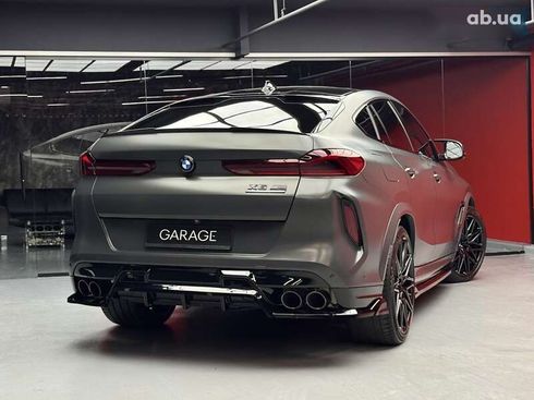 BMW X6 M 2022 - фото 16