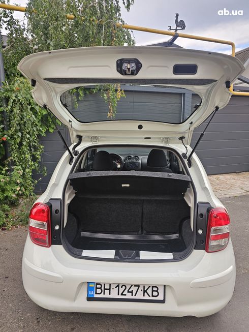 Nissan Micra 2013 - фото 20