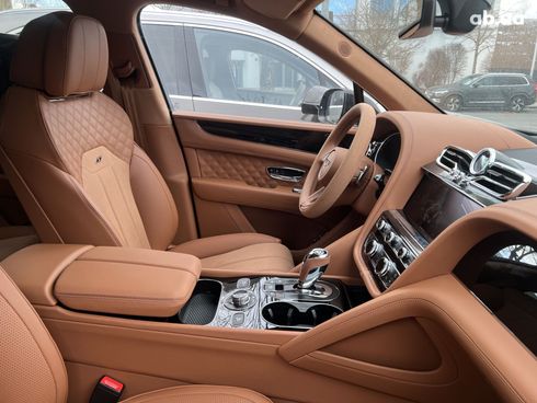 Bentley Bentayga 2023 - фото 35