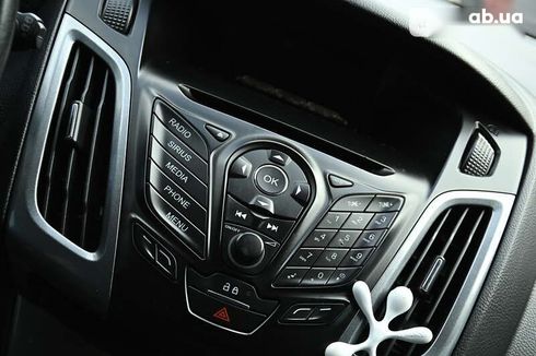 Ford Focus 2013 - фото 18