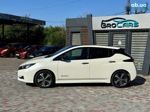 Nissan Leaf 2018 - фото 6