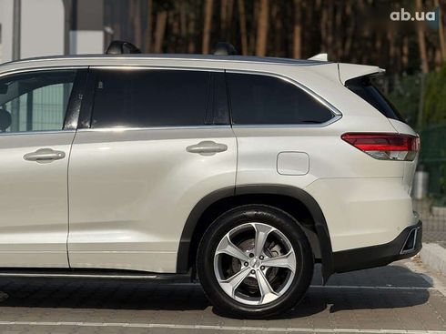 Toyota Highlander 2017 - фото 16