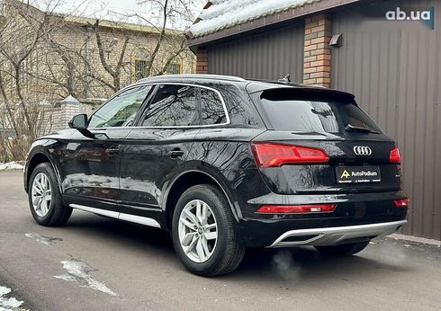 Audi Q5 2017 - фото 6