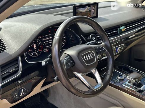 Audi Q7 2017 - фото 26