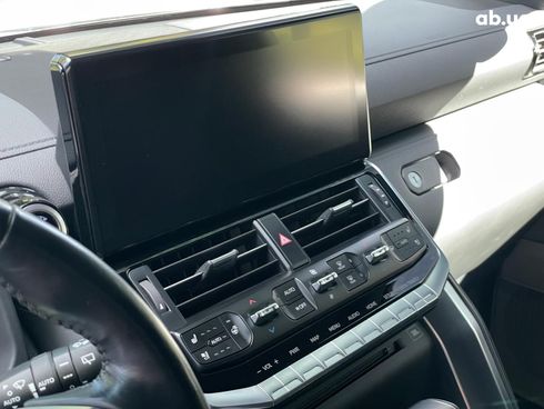 Toyota Land Cruiser 2021 серый - фото 25