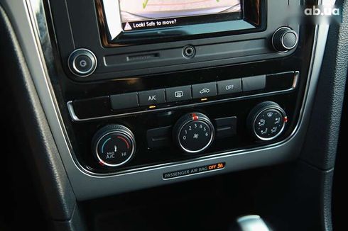 Volkswagen Passat 2018 - фото 17