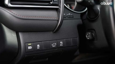 Toyota Camry 2020 - фото 17