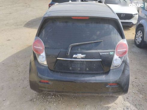 Chevrolet Spark 2014 - фото 17