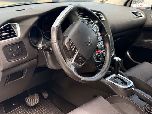 Citroёn C4 2011 белый - фото 13
