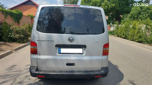 Volkswagen Transporter 2003 серый - фото 6