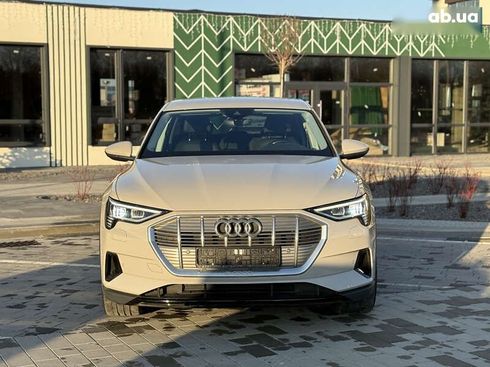 Audi E-Tron 2020 - фото 2