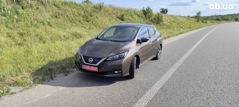 Nissan Leaf 2018 коричневый - фото 3