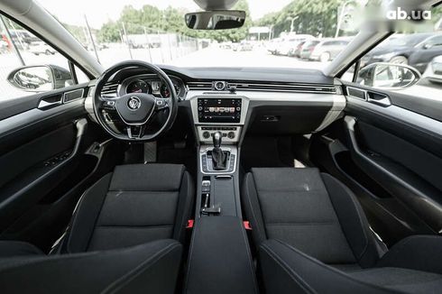 Volkswagen Passat 2018 - фото 23