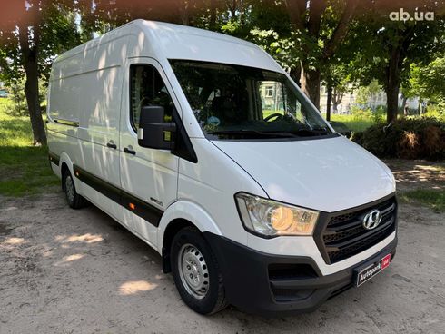 Hyundai H 300 2016 белый - фото 3