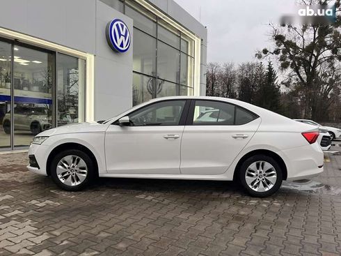 Skoda Octavia 2021 - фото 4