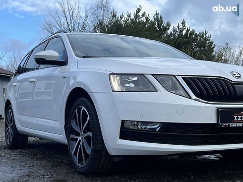Skoda Octavia 2020 - фото 11