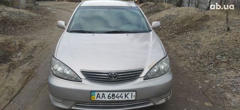 Toyota Camry 2006 бежевый - фото 7