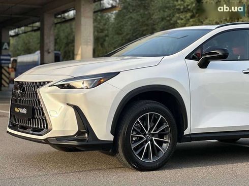 Lexus NX 2022 - фото 16