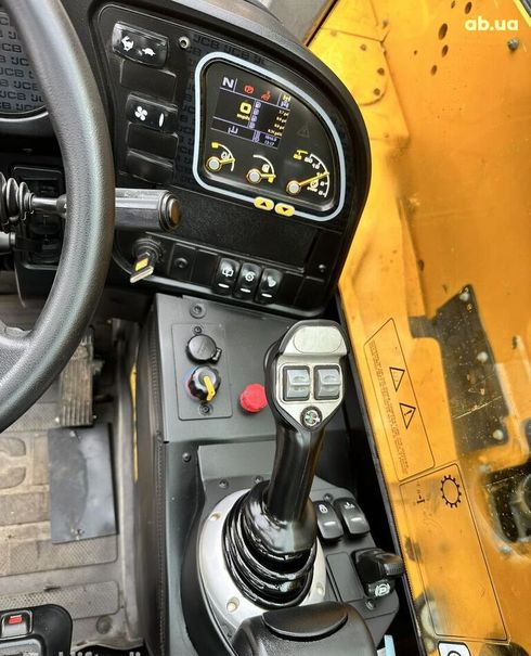 JCB 525-60T4 2017 - фото 15