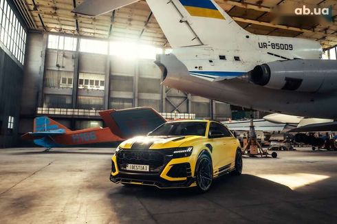 Audi RS Q8 2020 - фото 15