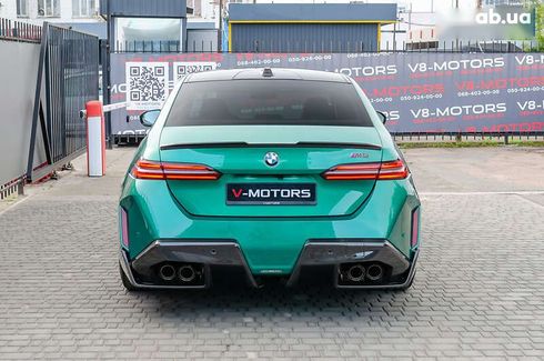 BMW M5 2024 - фото 10