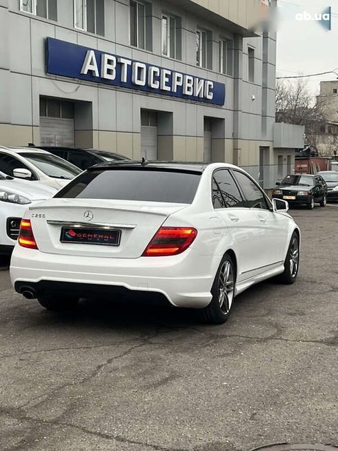Mercedes-Benz C-Класс 2013 - фото 12