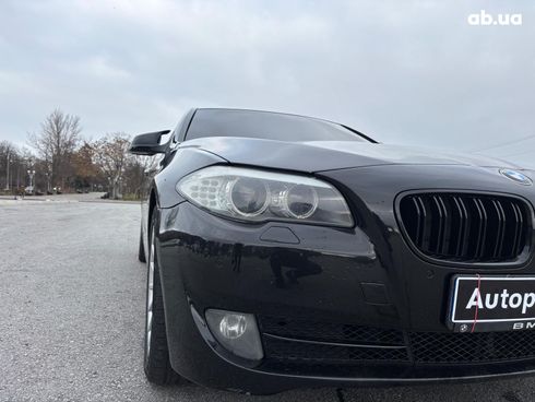 BMW 5 серия 2011 черный - фото 9