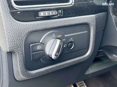 Volkswagen Touareg 2017 - фото 21