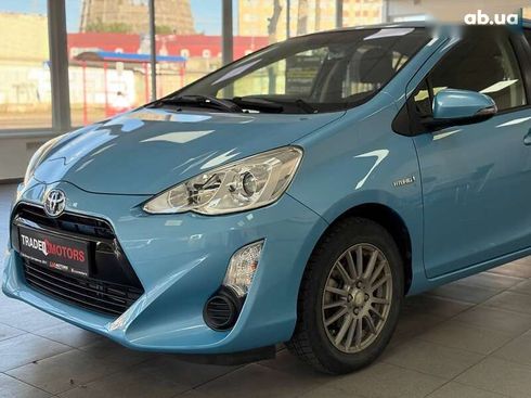 Toyota Aqua 2015 - фото 5