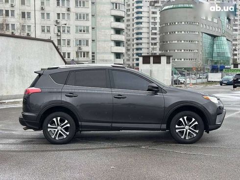 Toyota RAV4 2016 - фото 6