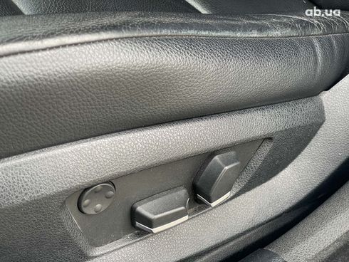 BMW 5 серия 2012 белый - фото 16