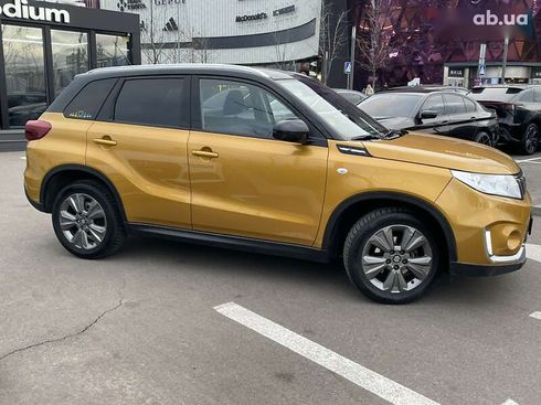 Suzuki Vitara 2019 - фото 3