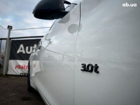 Infiniti Q50 2018 белый - фото 17