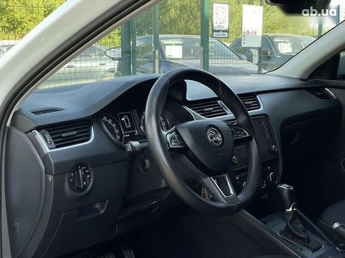 Skoda Octavia 2018 - фото 25