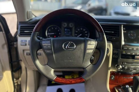 Lexus LX 2008 - фото 18