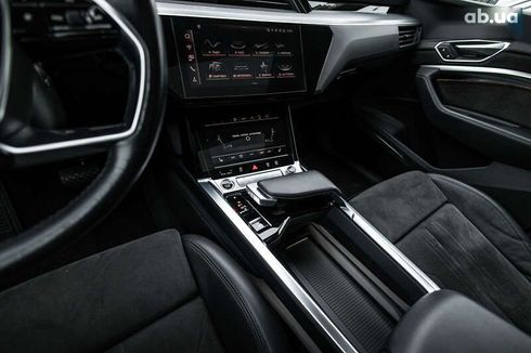 Audi E-Tron 2021 - фото 14