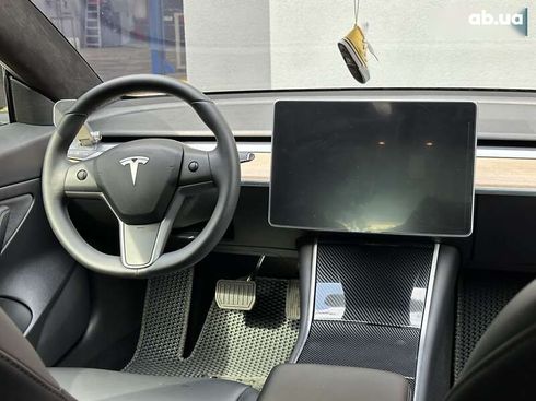 Tesla Model 3 2019 - фото 18