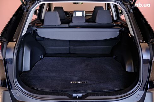 Toyota RAV4 2019 черный - фото 9
