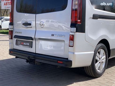 Opel Vivaro 2017 - фото 21