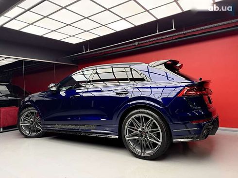 Audi RS Q8 2020 - фото 27
