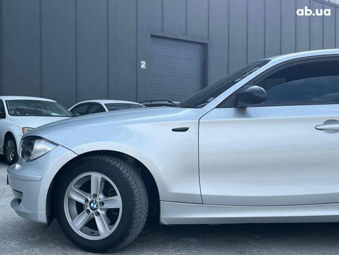 BMW 1 серия 2008 серый - фото 12