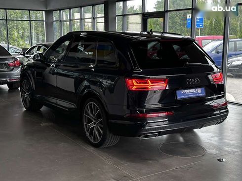 Audi Q7 2017 - фото 10