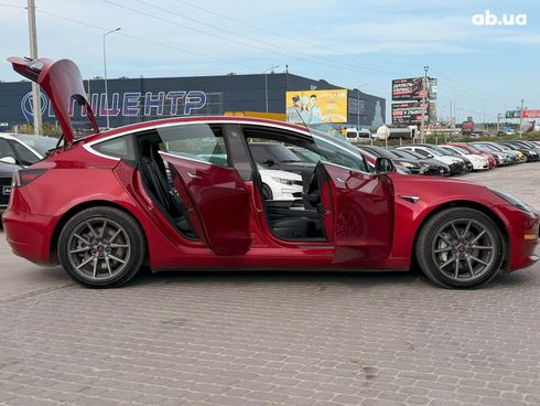 Tesla Model 3 2019 красный - фото 20