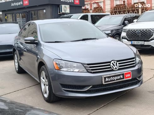 Volkswagen Passat 2014 серый - фото 4