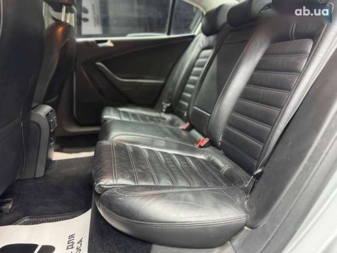 Volkswagen Passat 2010 - фото 13